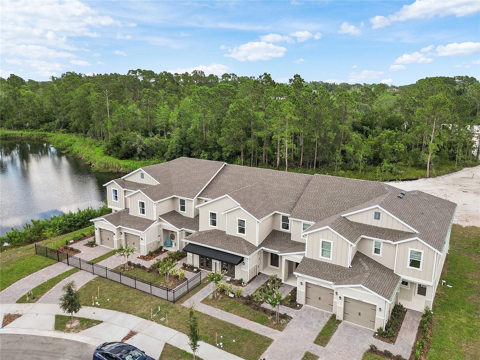 16639 Luminary, FL