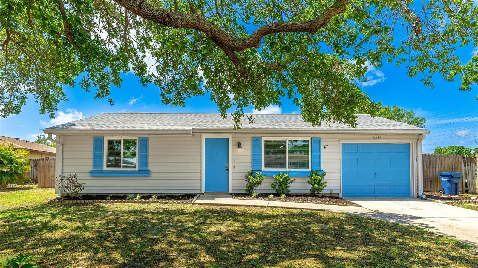 2237 Lockwood Meadows Circle, FL