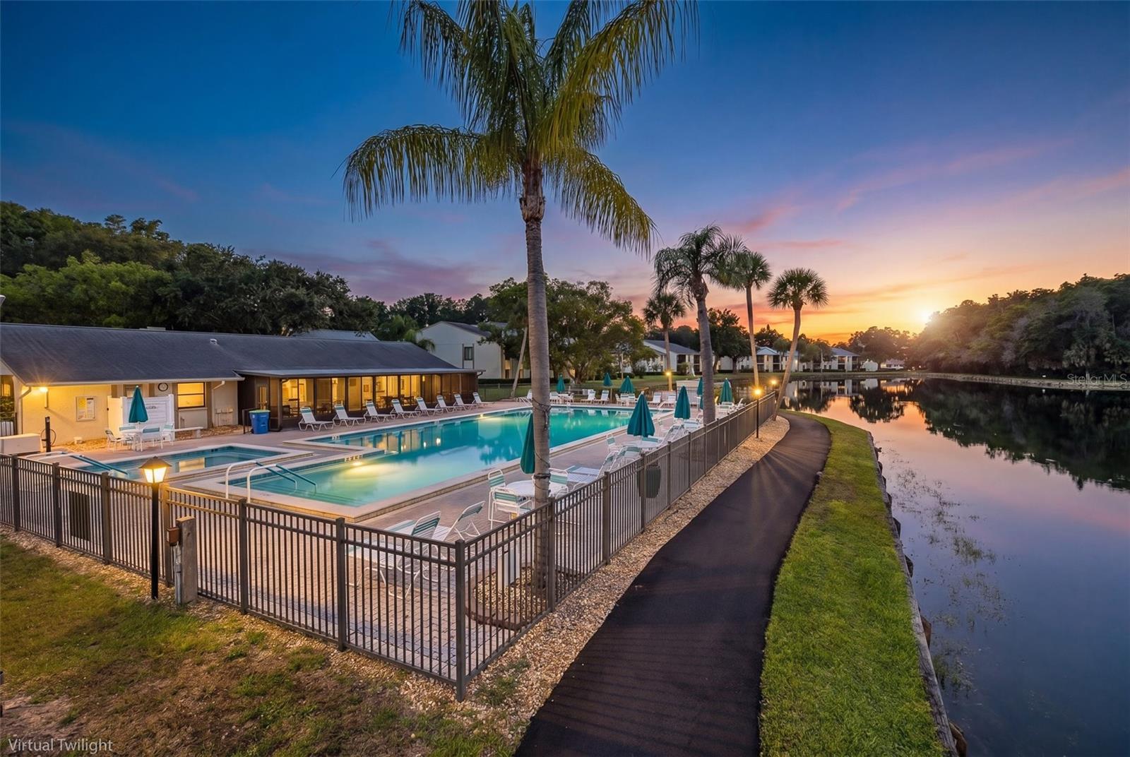 3166 Lake Pine Way, FL