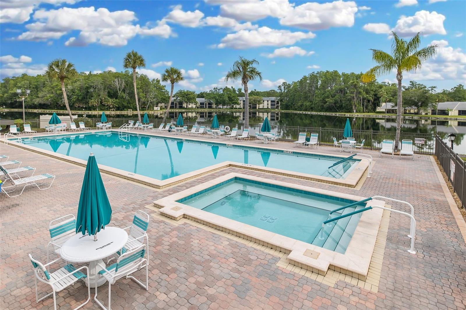 3166 Lake Pine Way, FL