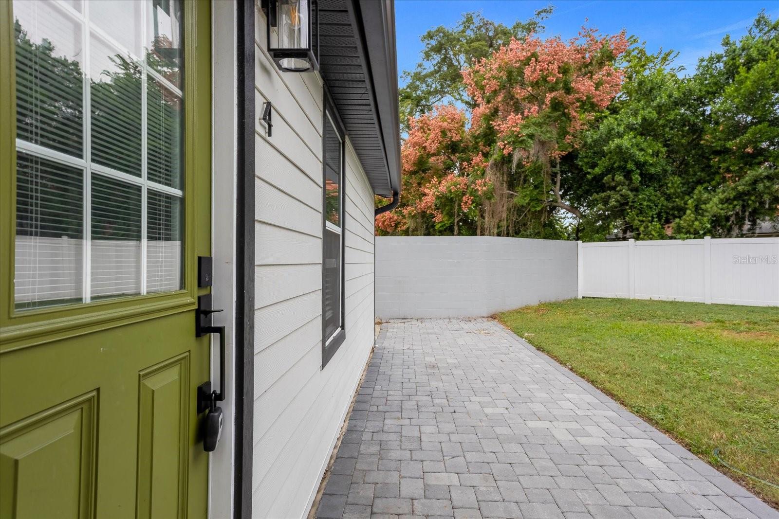 4521 Edgewater Drive, FL
