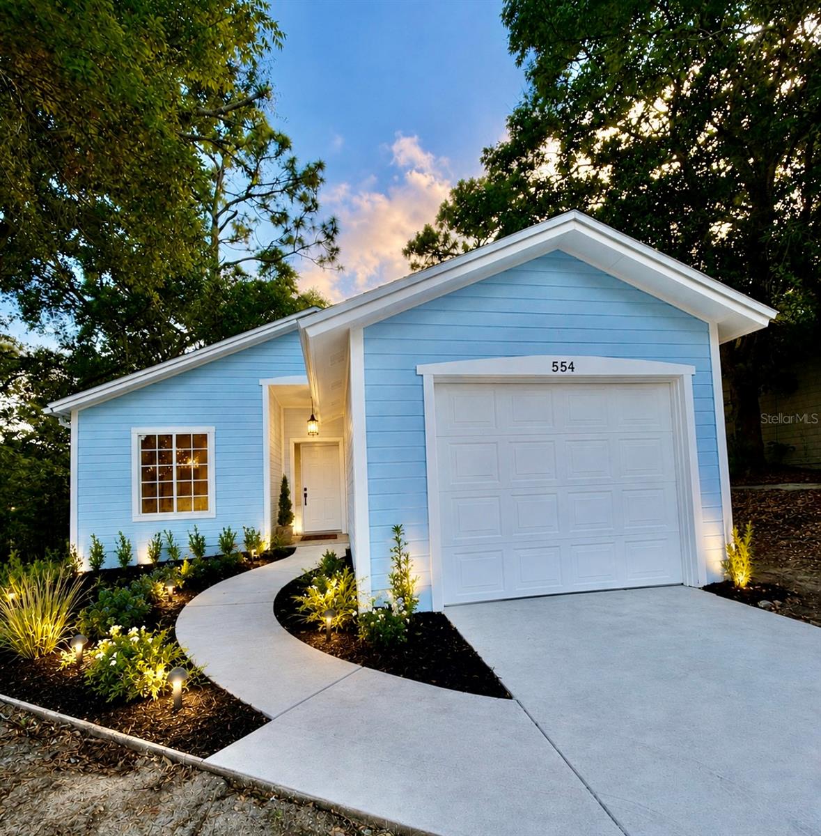 554 Portland Circle, FL