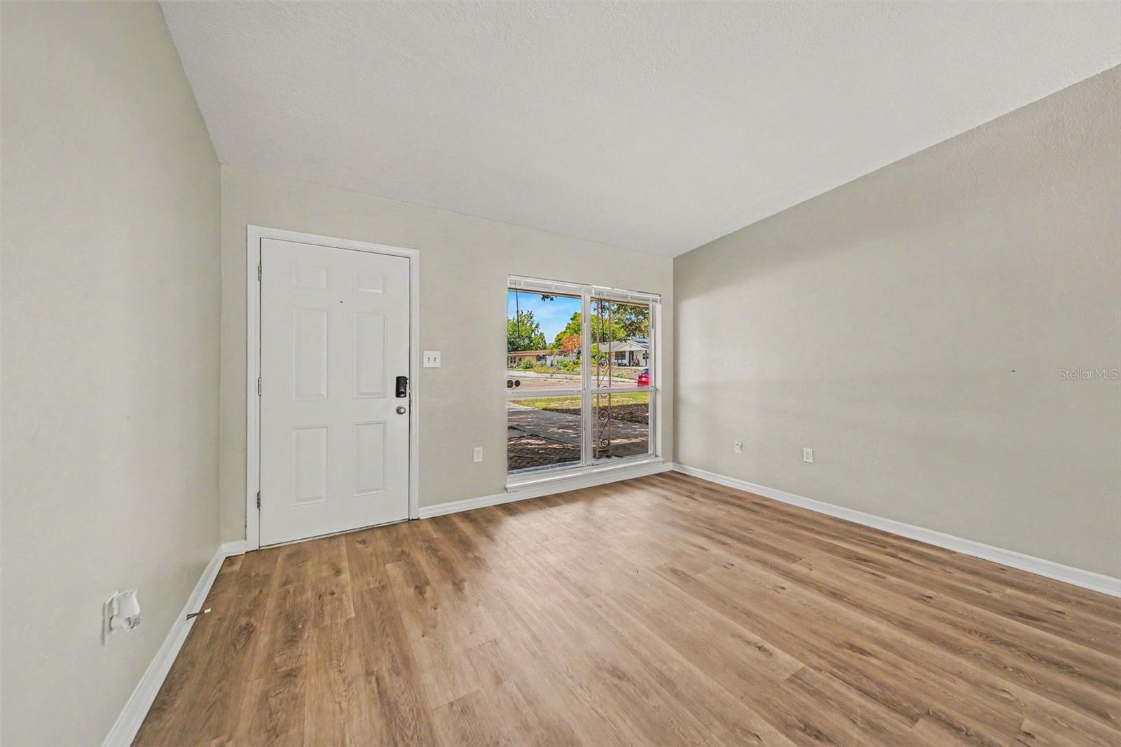 5909 Wolf Road, FL