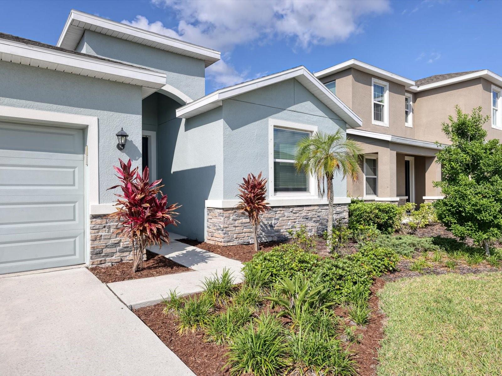 17605 Cantarina Cove, FL