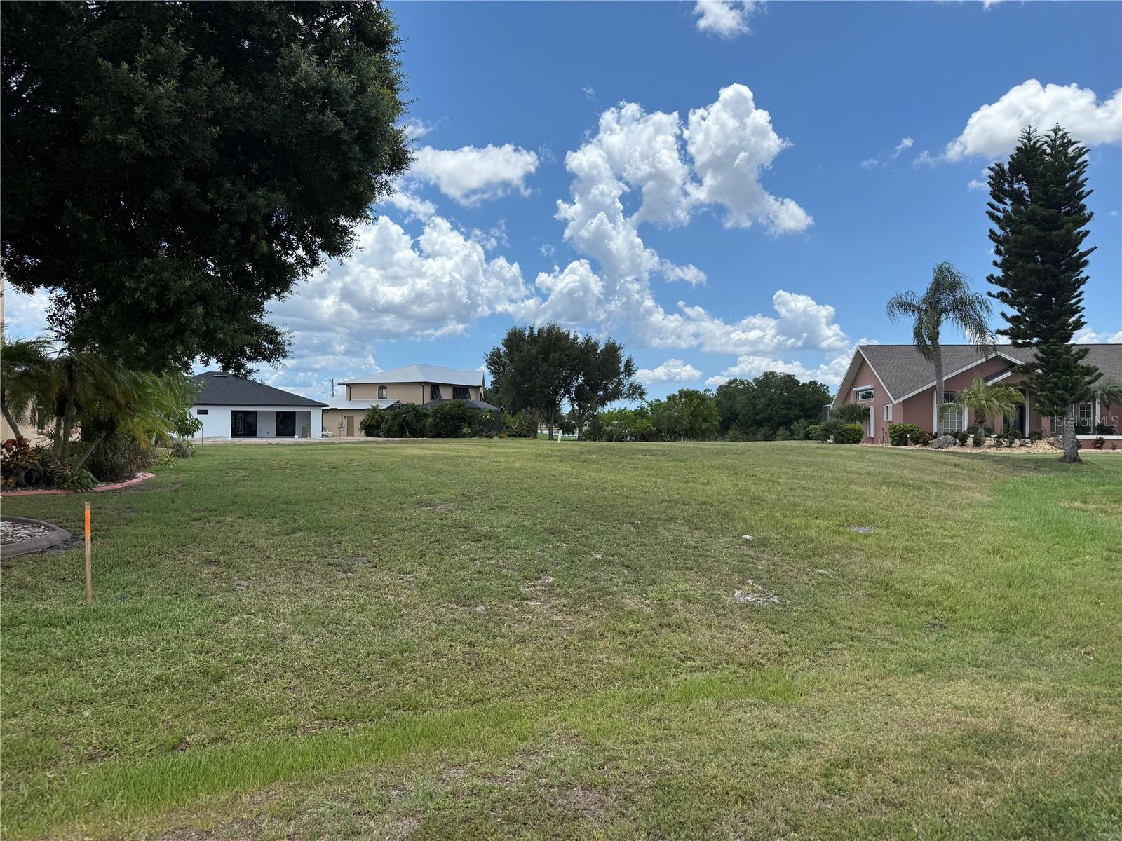 25283 Ojibway Court, FL