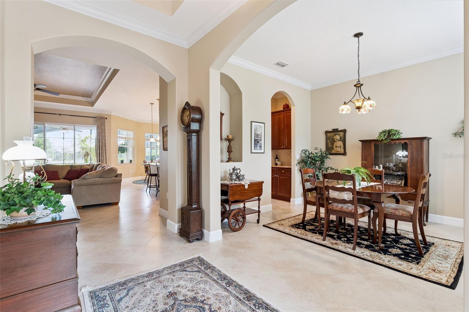 1129 Gardenshire Lane, FL
