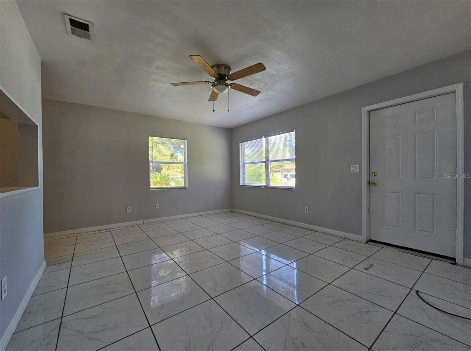 2721 Doyle Circle, FL