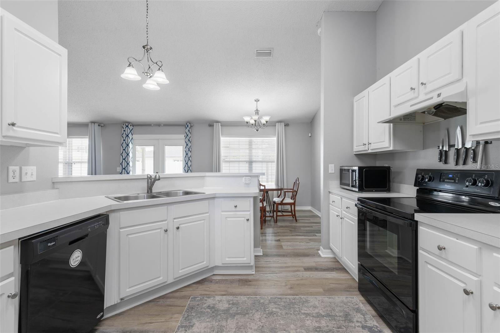 34 Forest Grove Drive, FL