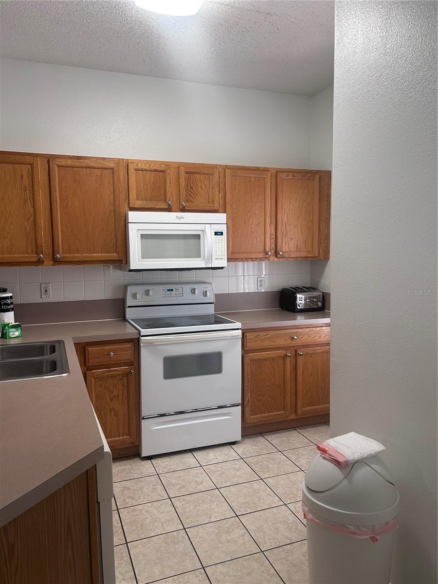 1064 Park Ridge Circle, FL