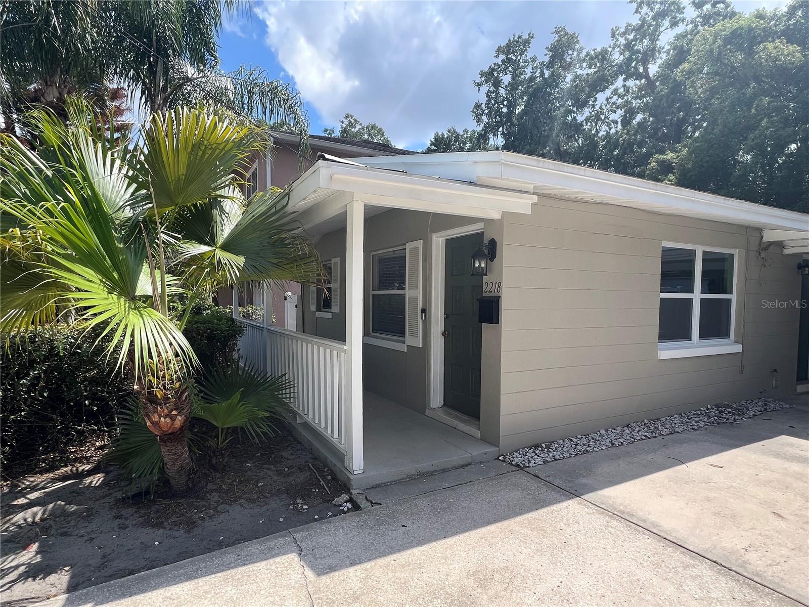 2218 Amherst, FL