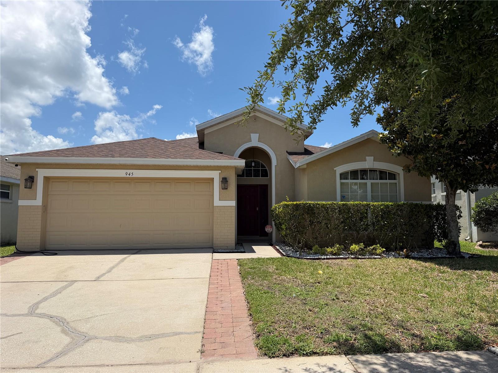 945 Tramells Trail, FL