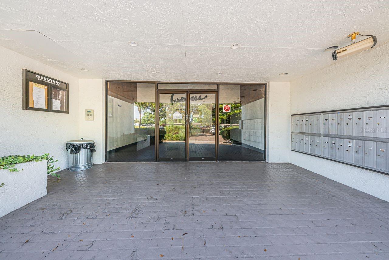 2581 Countryside Blvd, FL