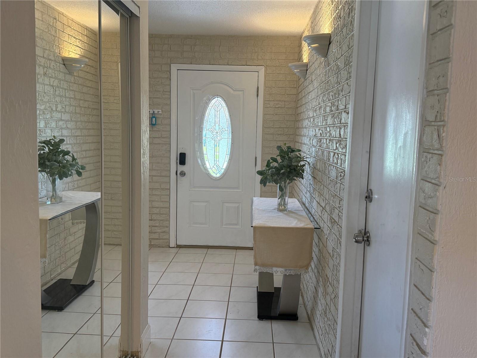 409 Needles Drive, FL
