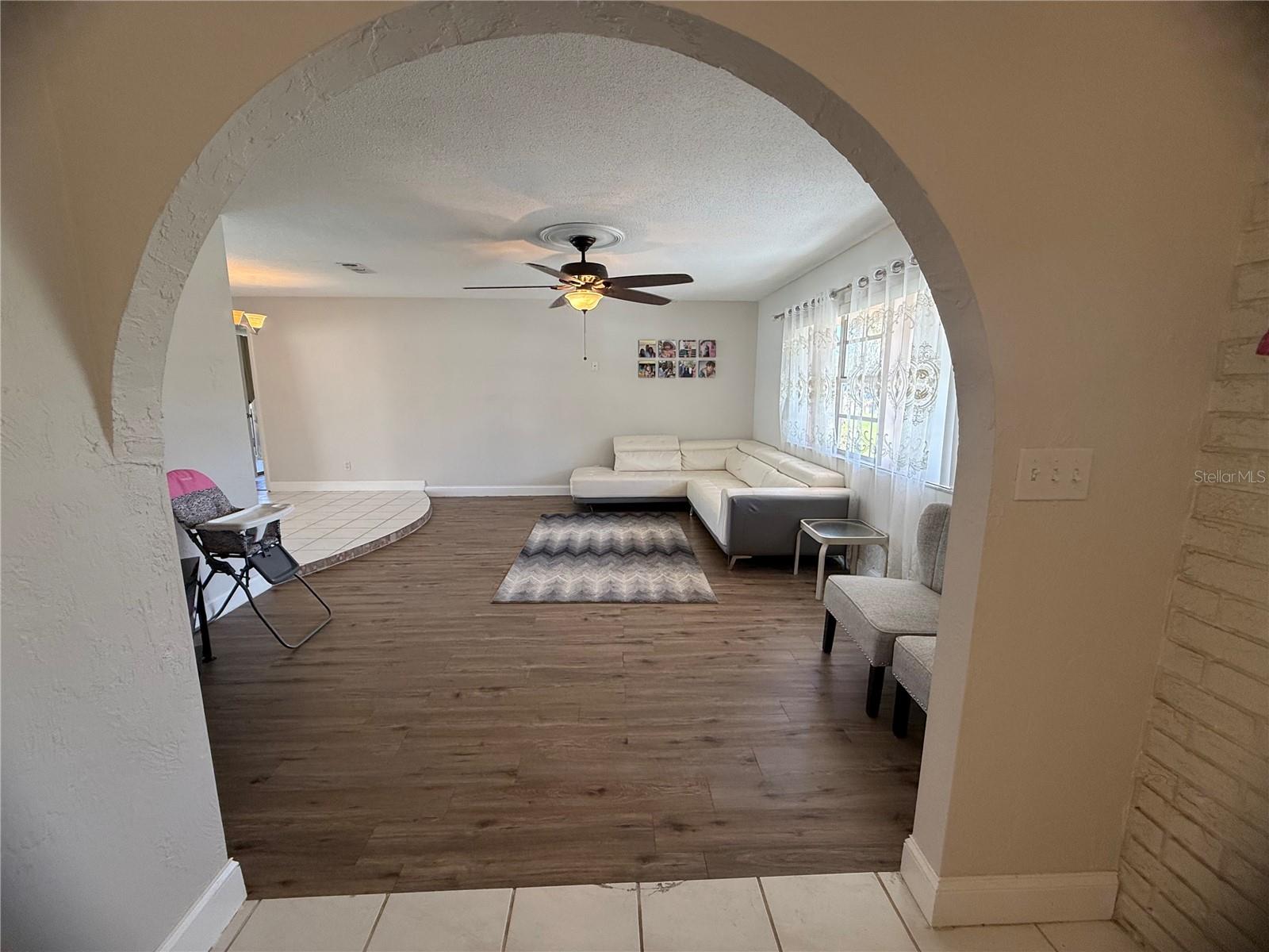 409 Needles Drive, FL