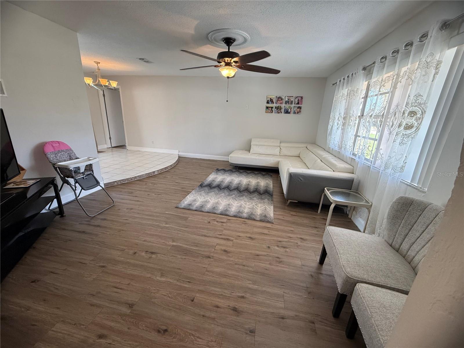 409 Needles Drive, FL