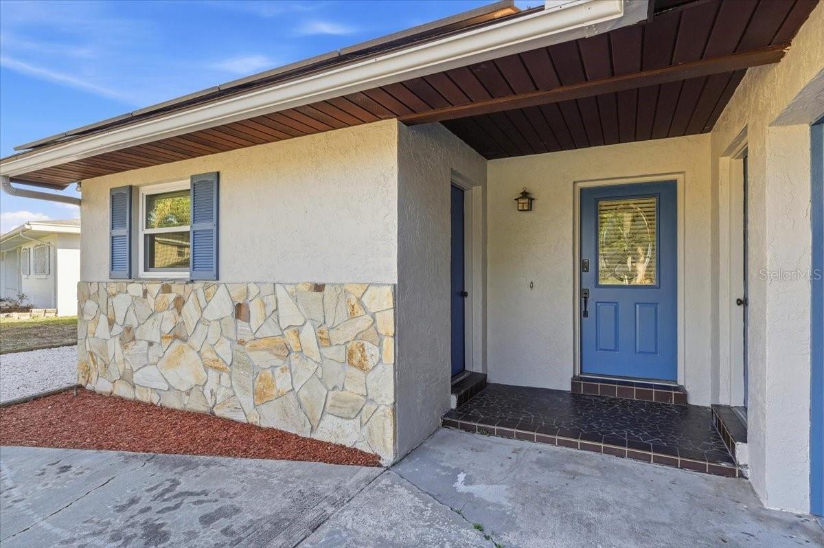 430 Hillcrest Drive, FL