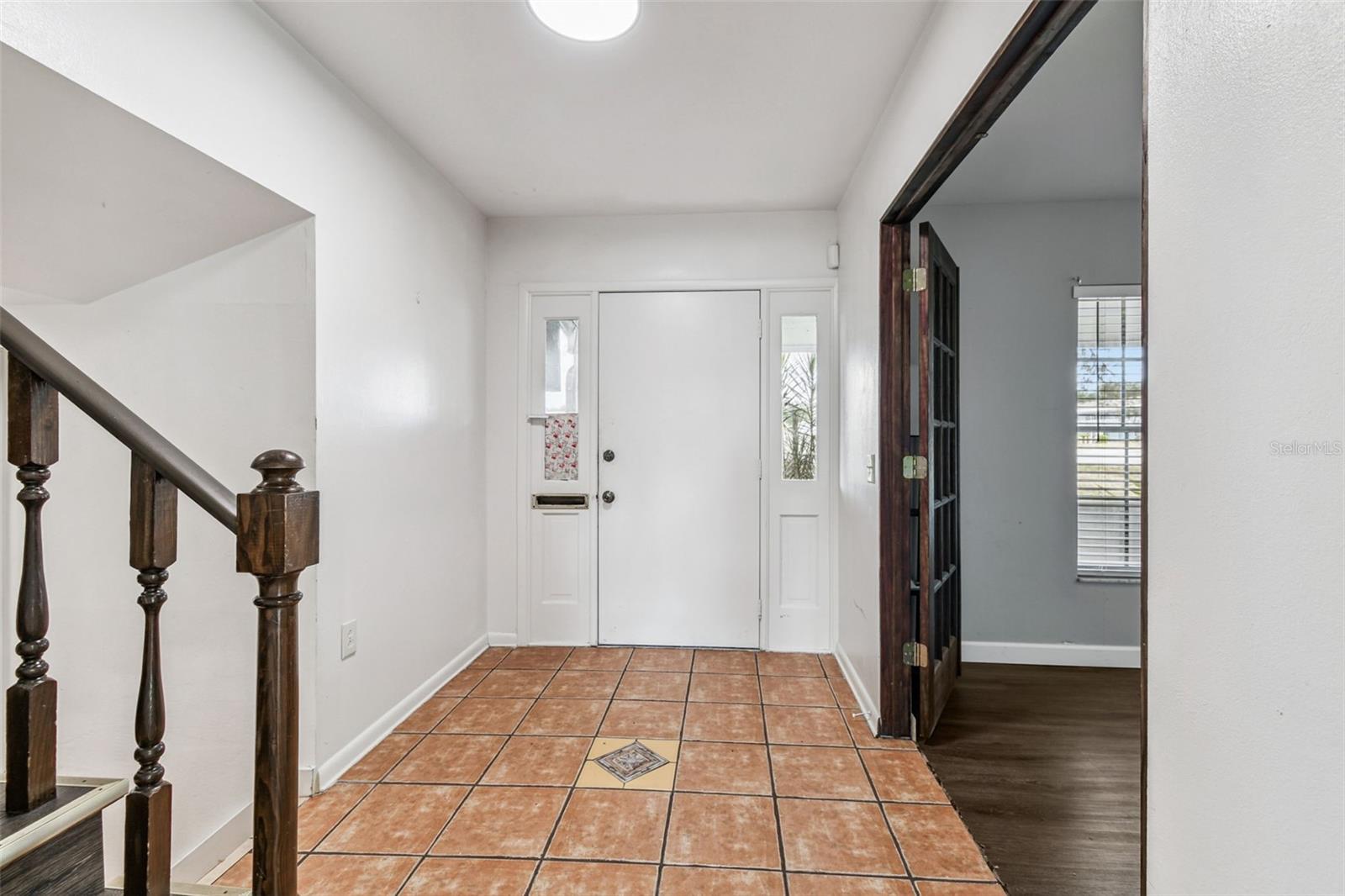 855 Brandon Boulevard, FL