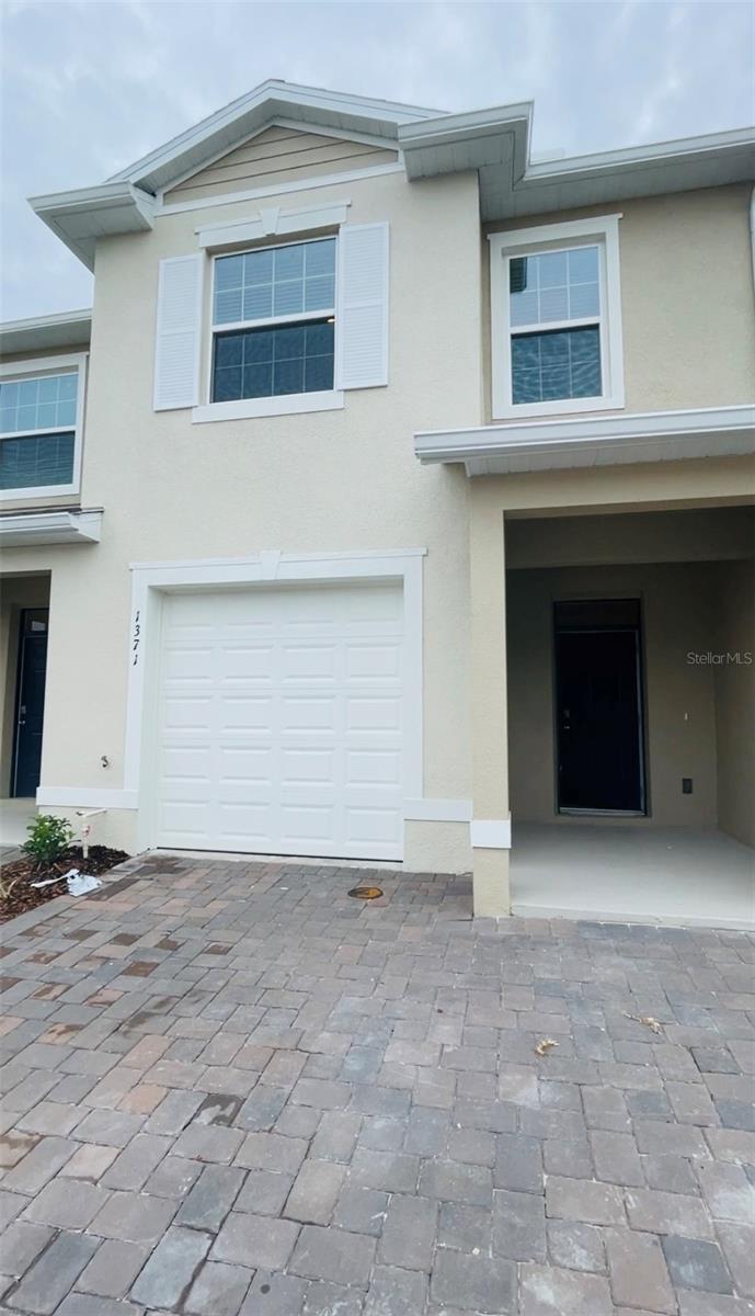 1371 Isleta Loop, FL