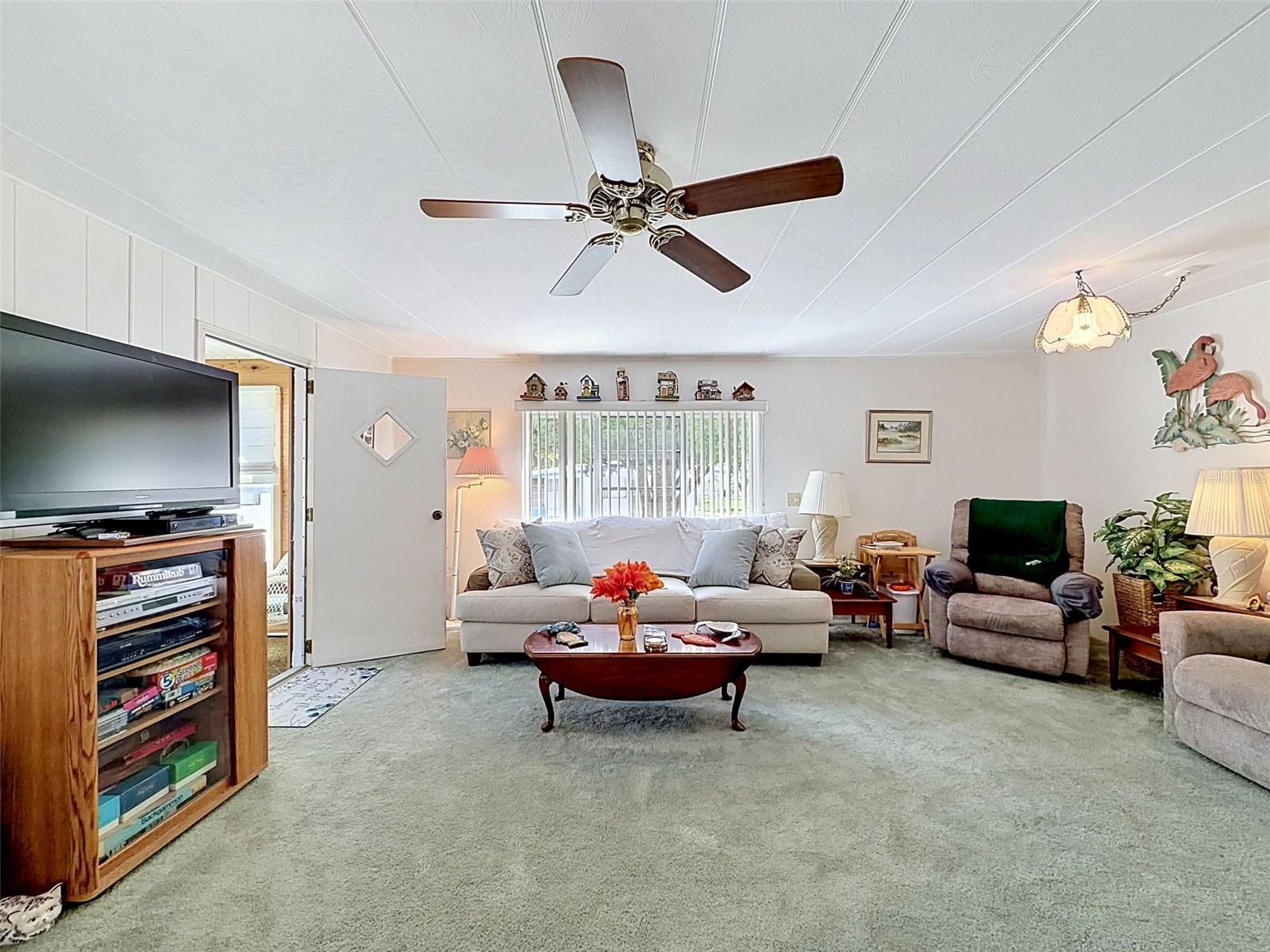 5206 Wisteria Circle, FL