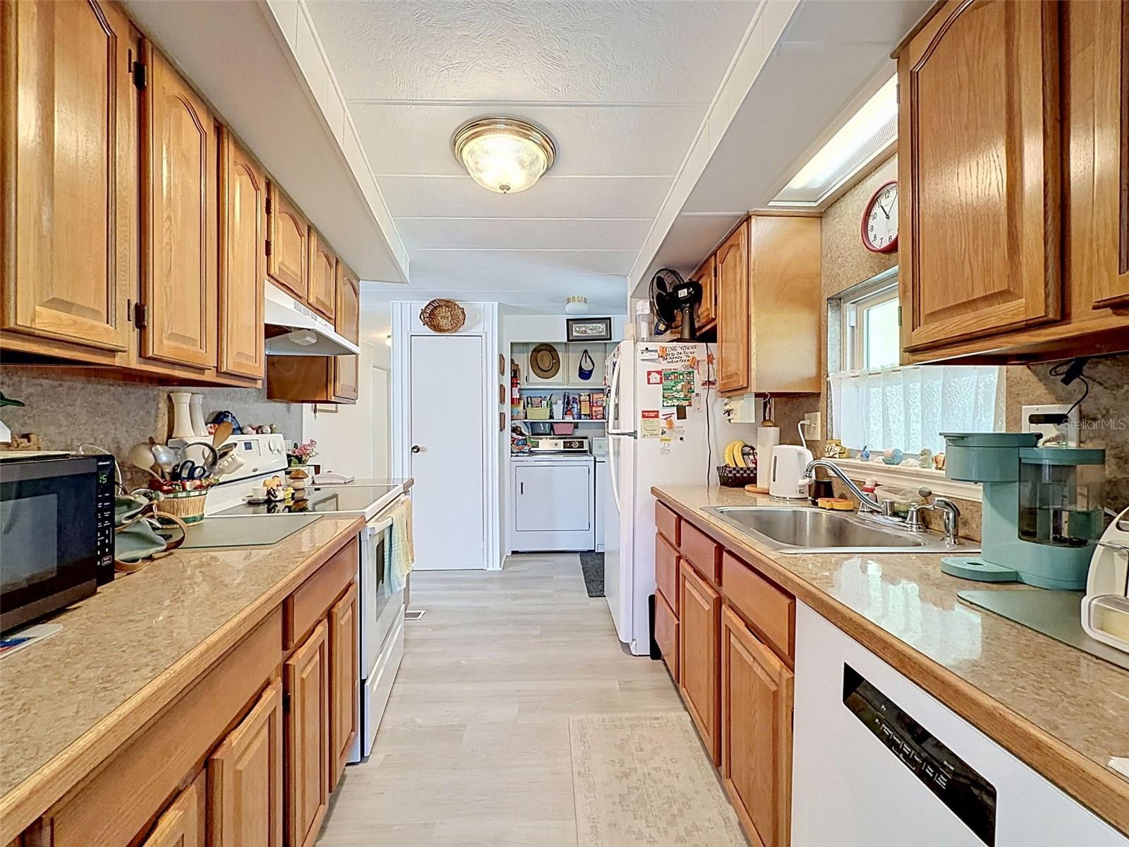 5206 Wisteria Circle, FL