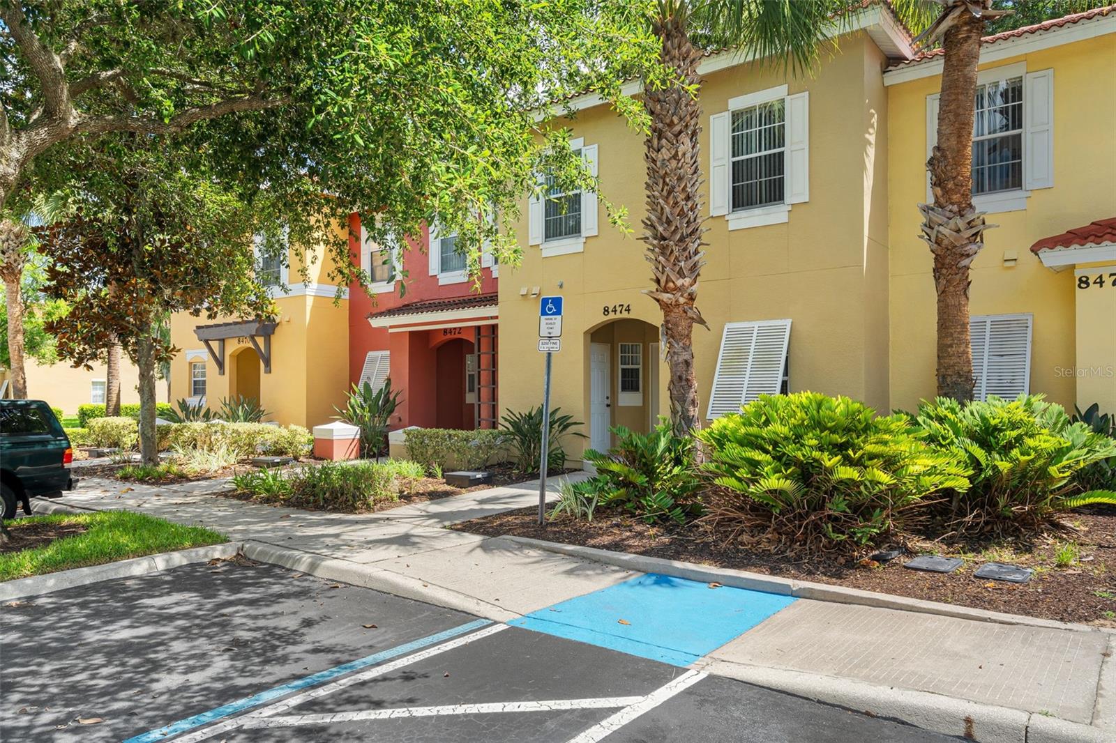 8474 Crystal Cove Loop, FL
