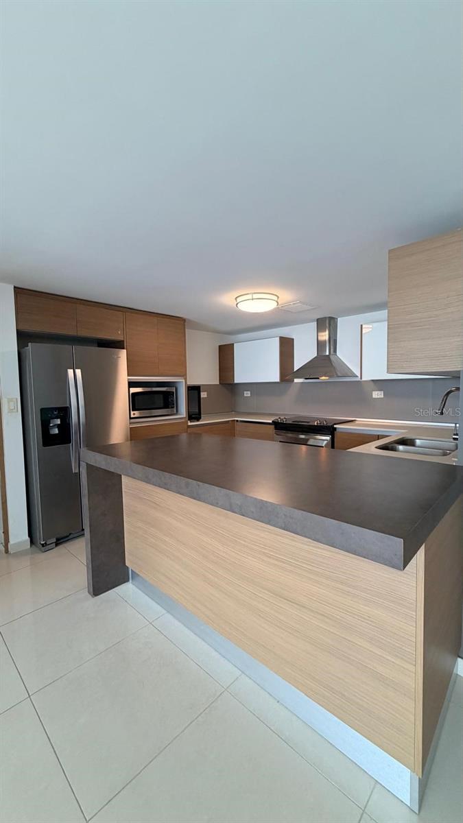 48 Av. Luis MuñOz Rivera Condo. Aquablue, Hato Rey, PR