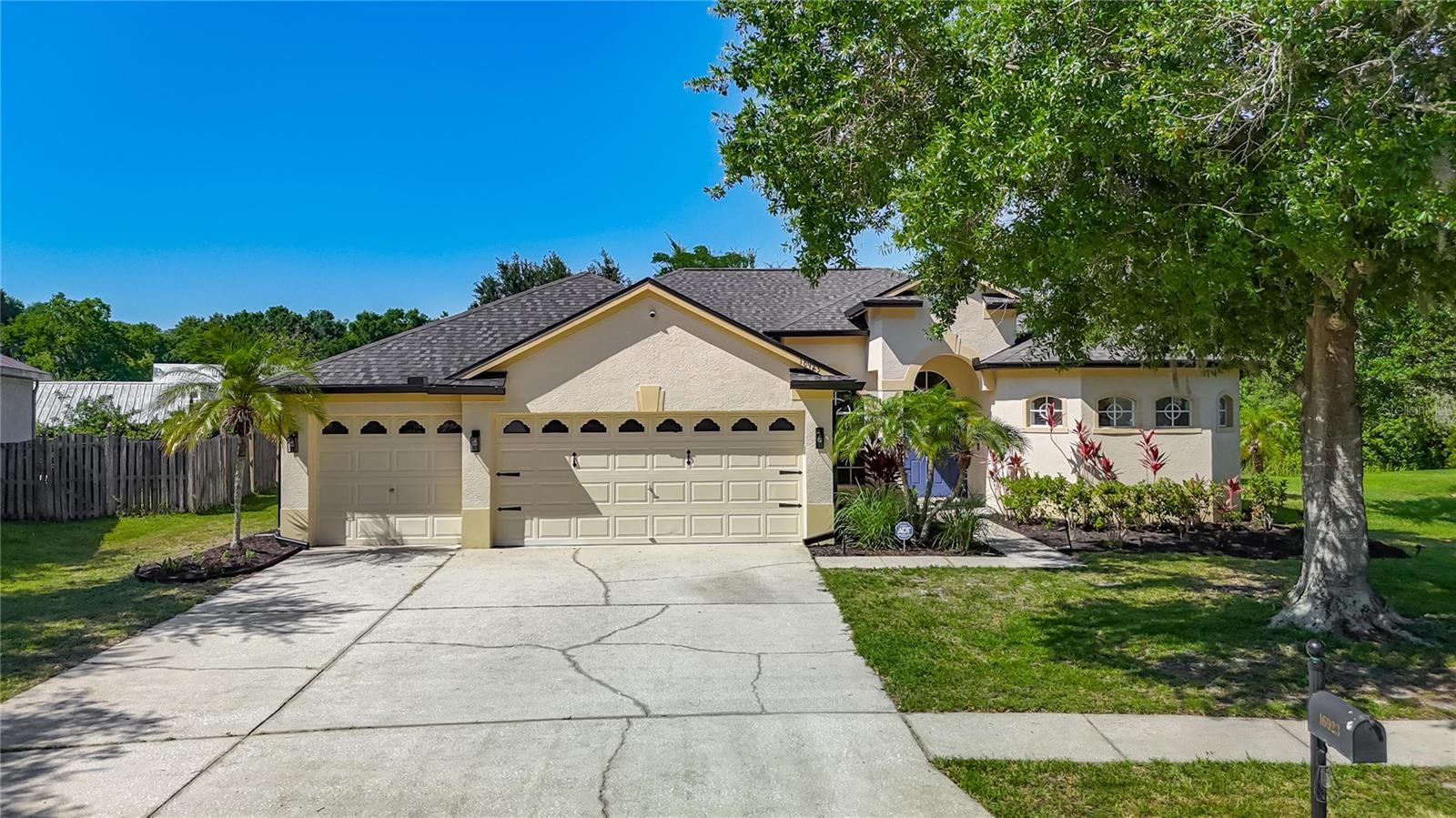 16923 Melissa Ann Drive, FL