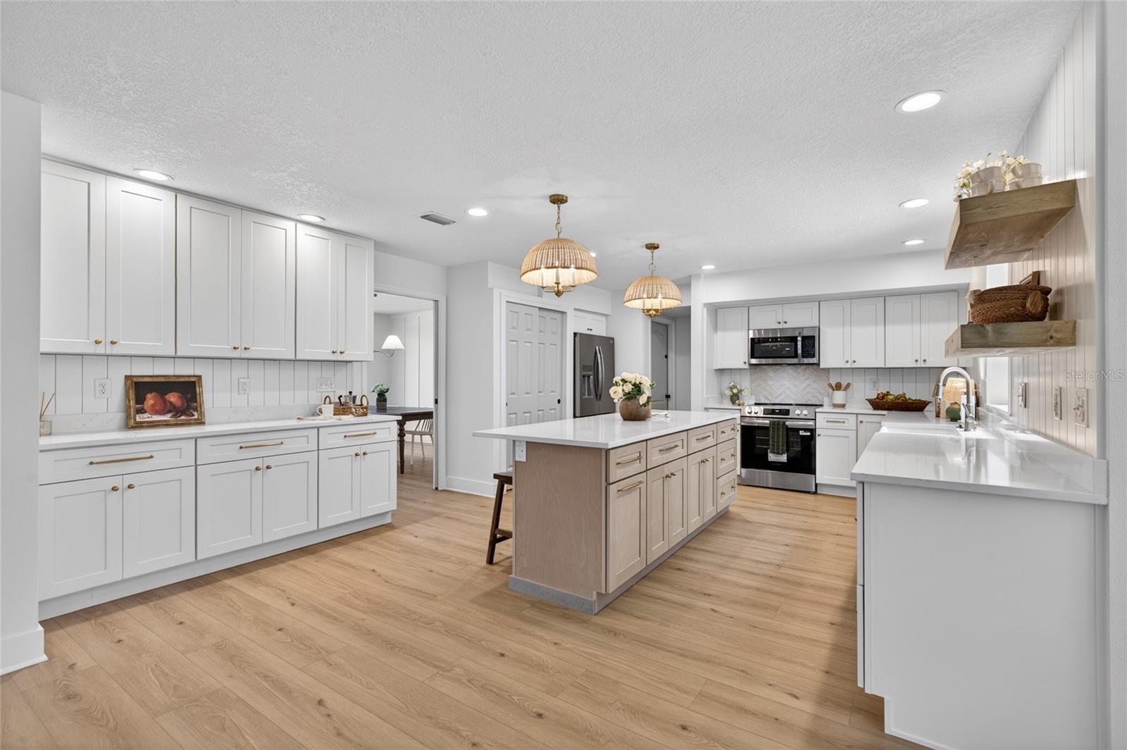 13 Ellsworth Drive, FL