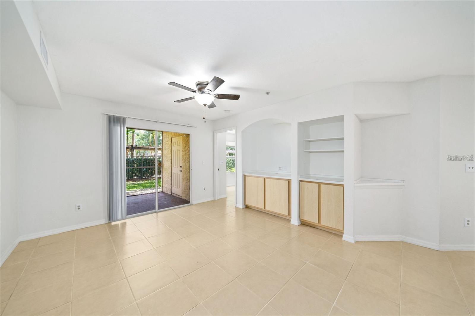 823 Camargo Way, FL