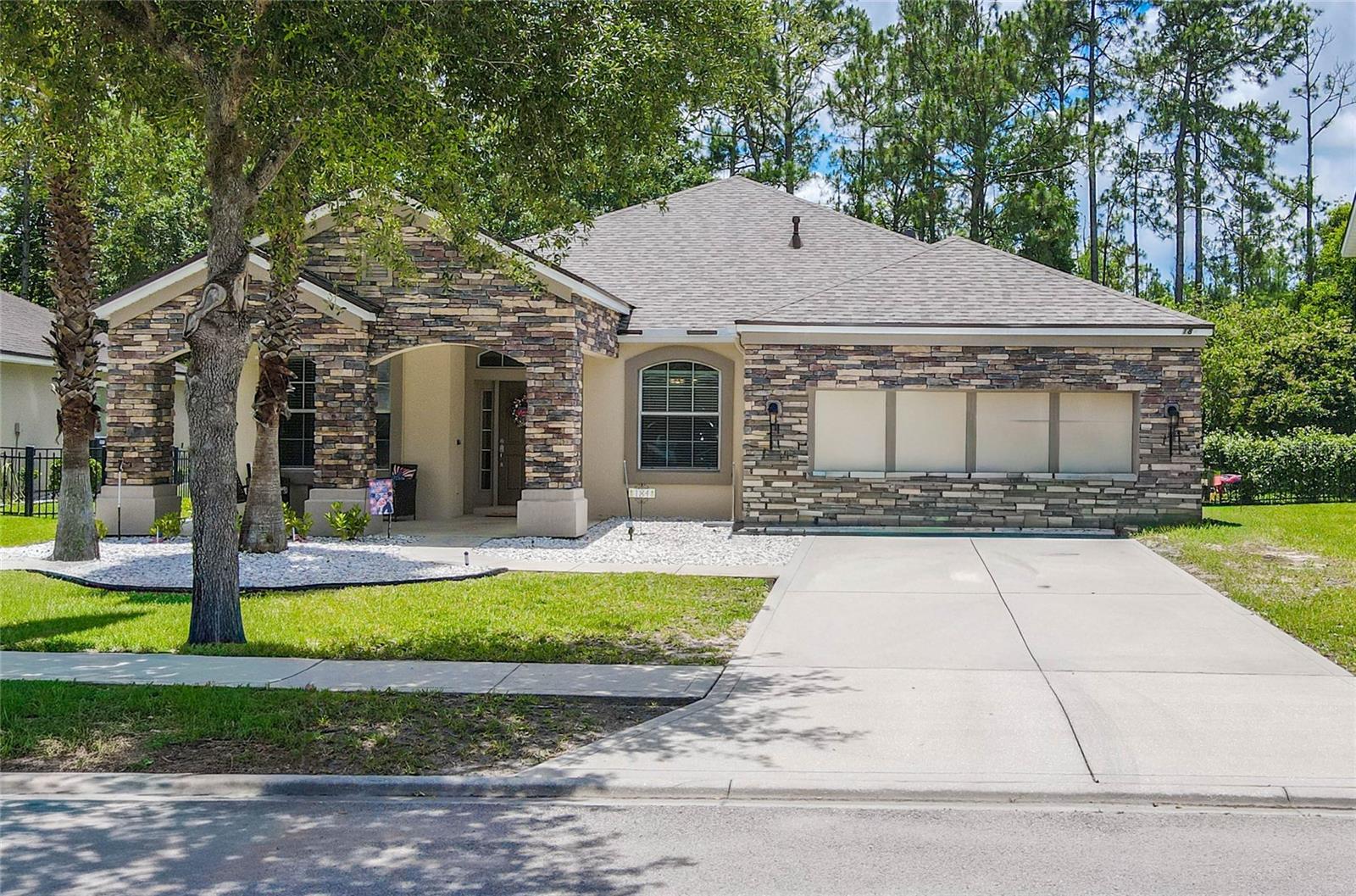 184 Arabella Way, FL