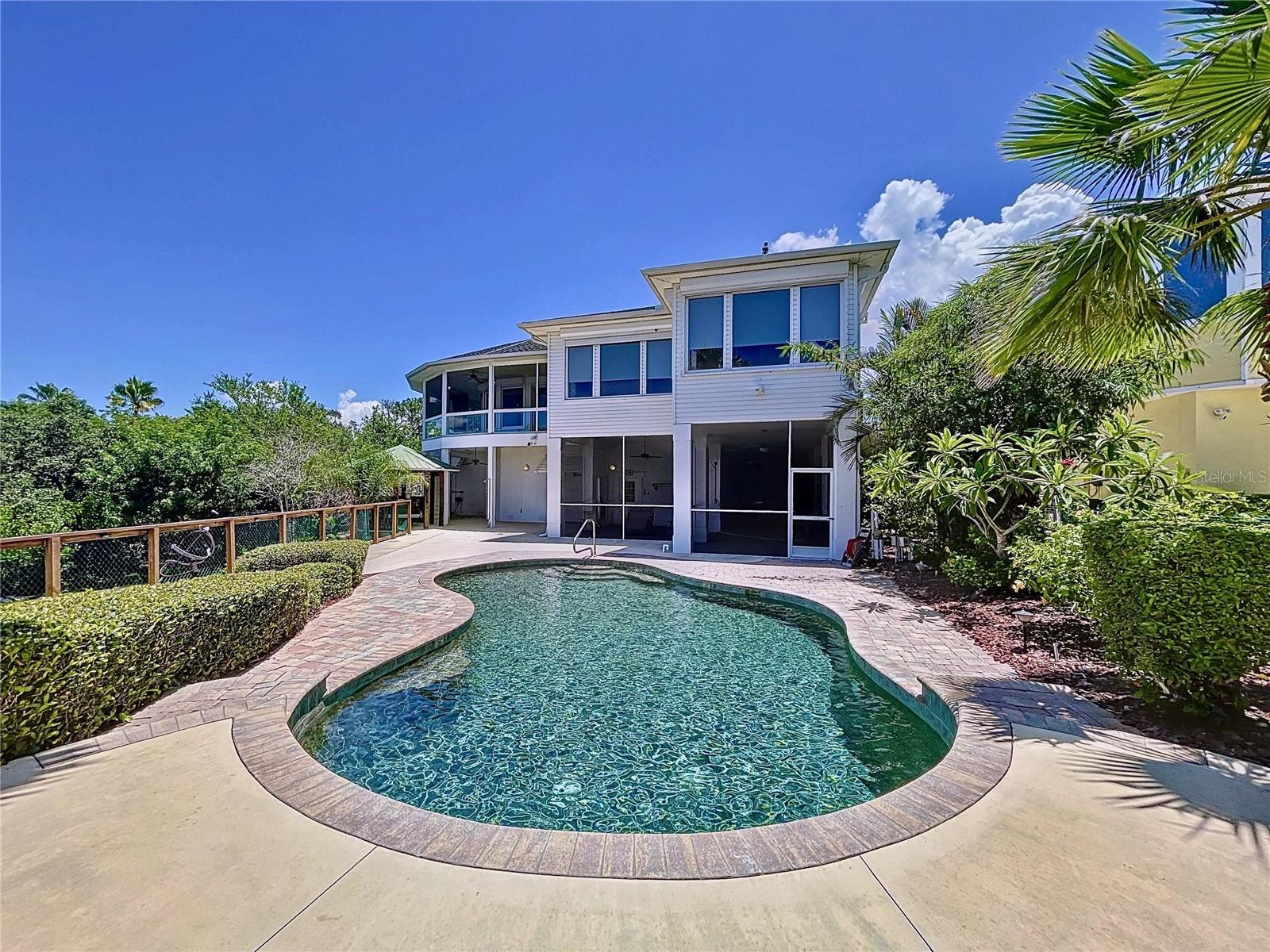 511 Seaview Drive, FL