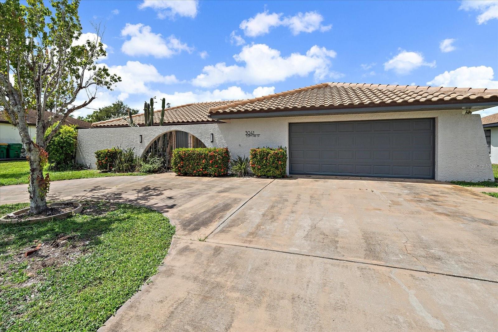 3041 Clifford Street, FL