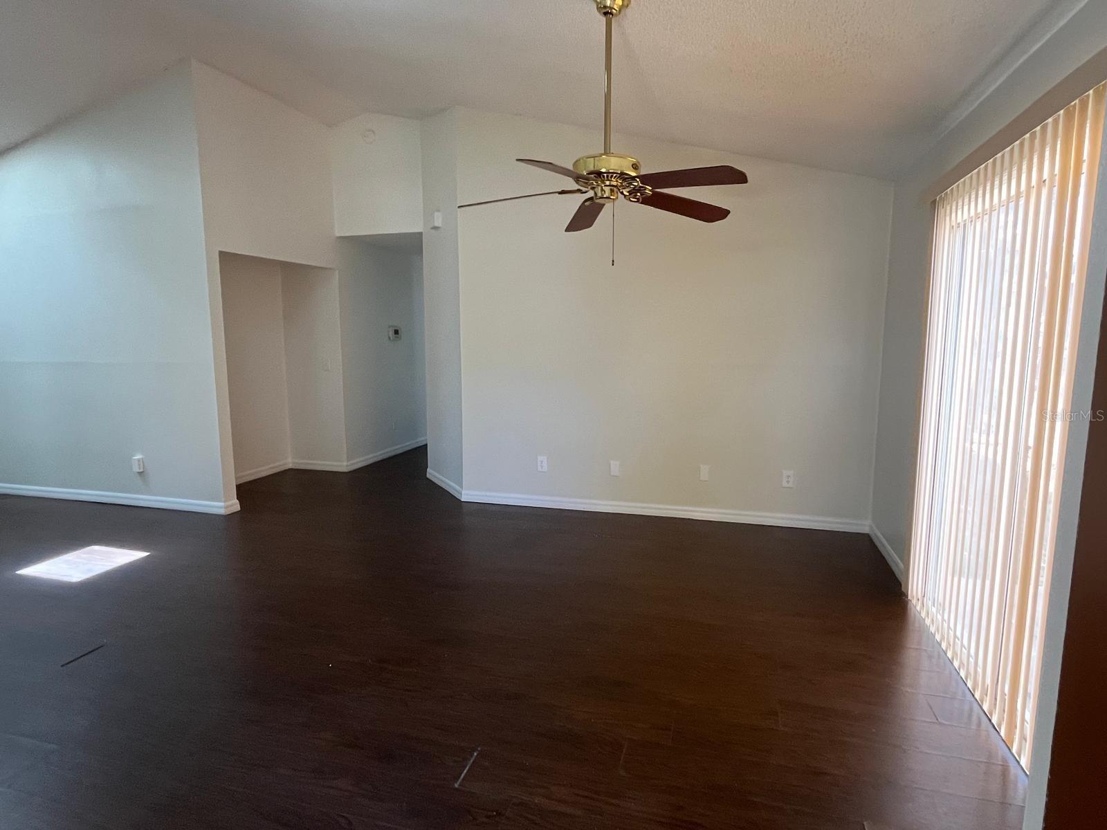 105 Cobblestone Way, FL