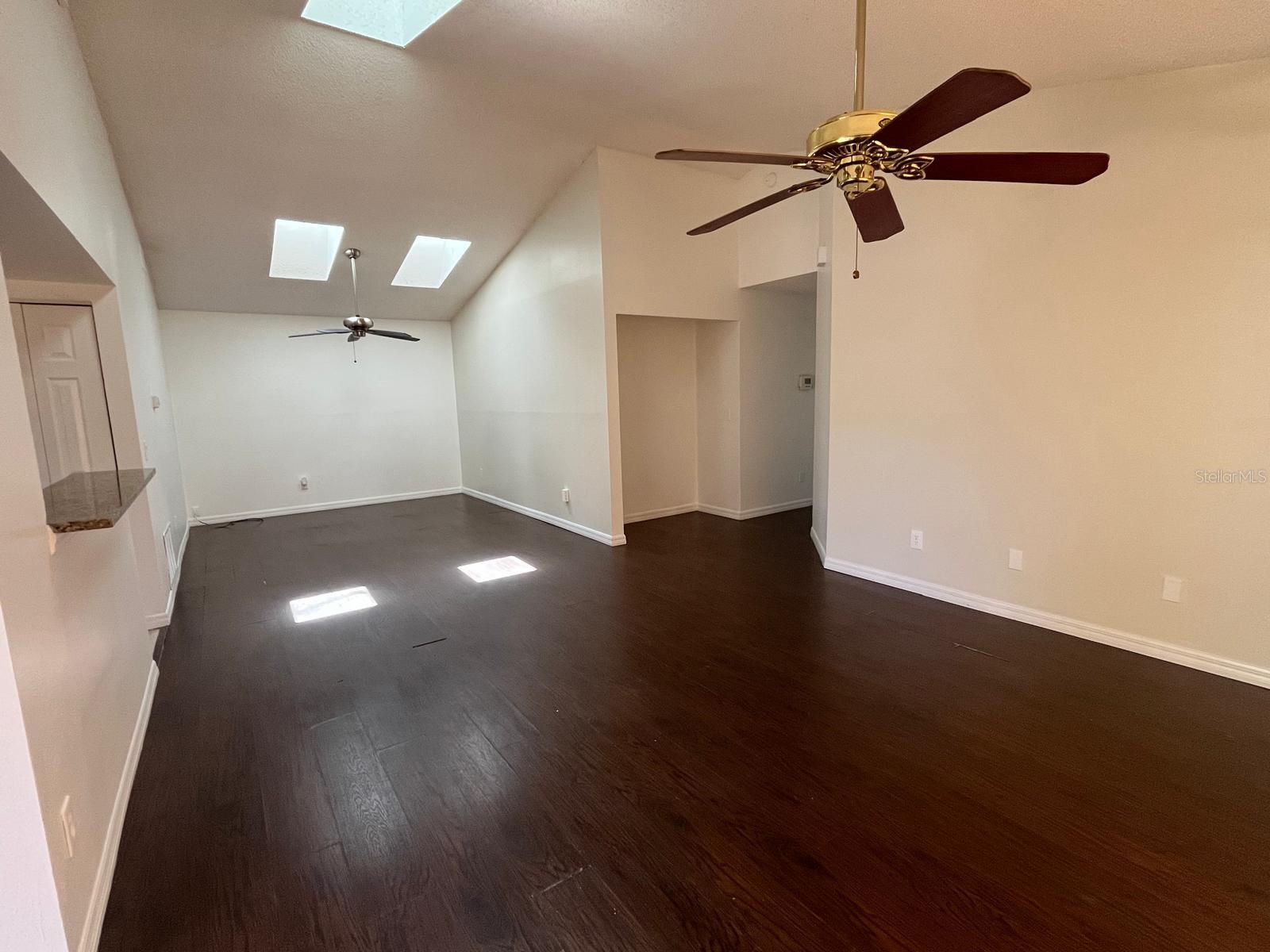 105 Cobblestone Way, FL