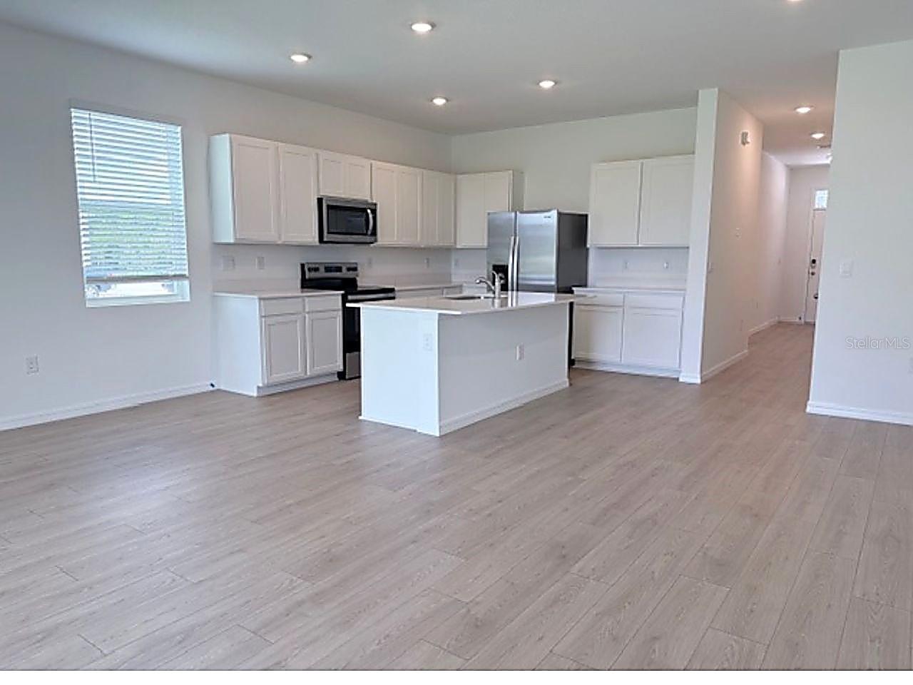 32492 Welling Blade Loop, FL
