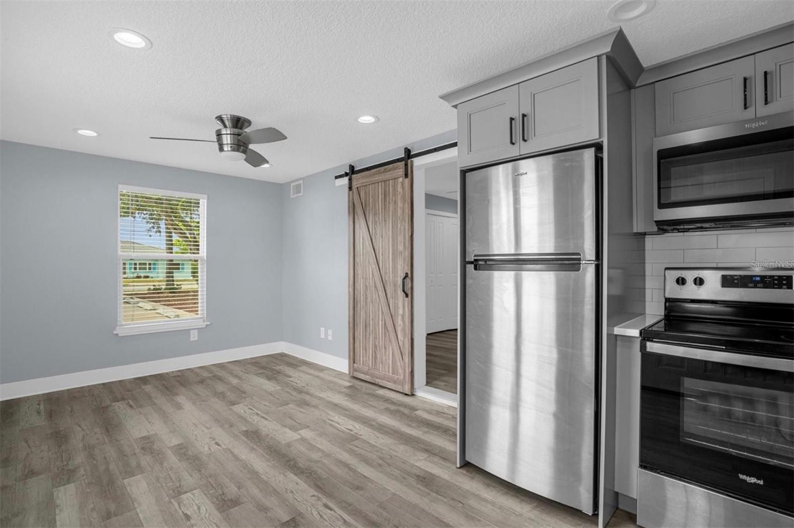 4521 Edgewater Drive, FL