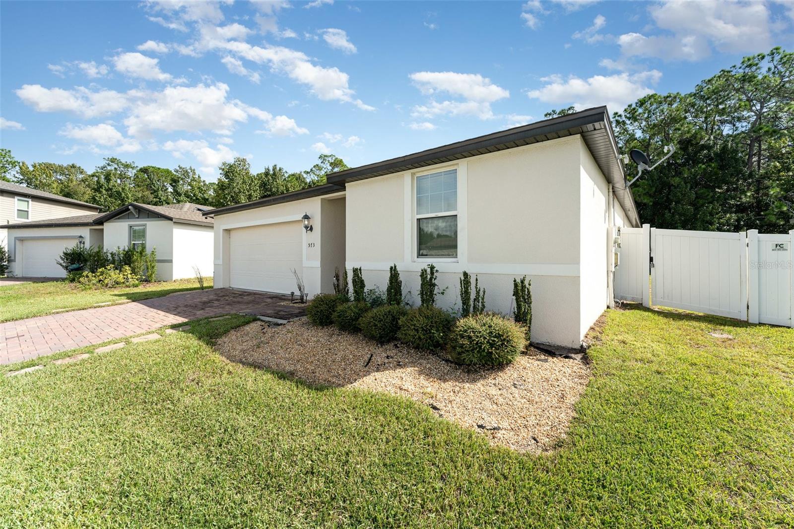 573 Vista Villages Boulevard, FL