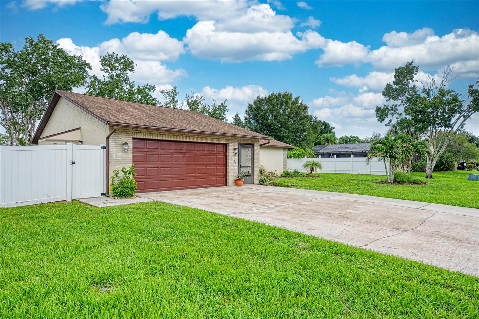 1330 Georgetowne Circle, FL