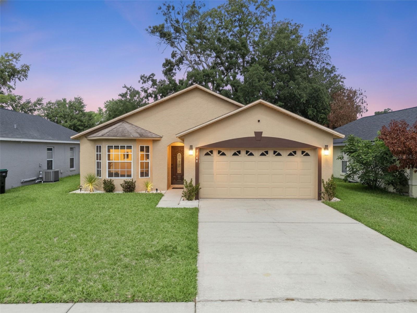 2744 Palm Isle Way, FL