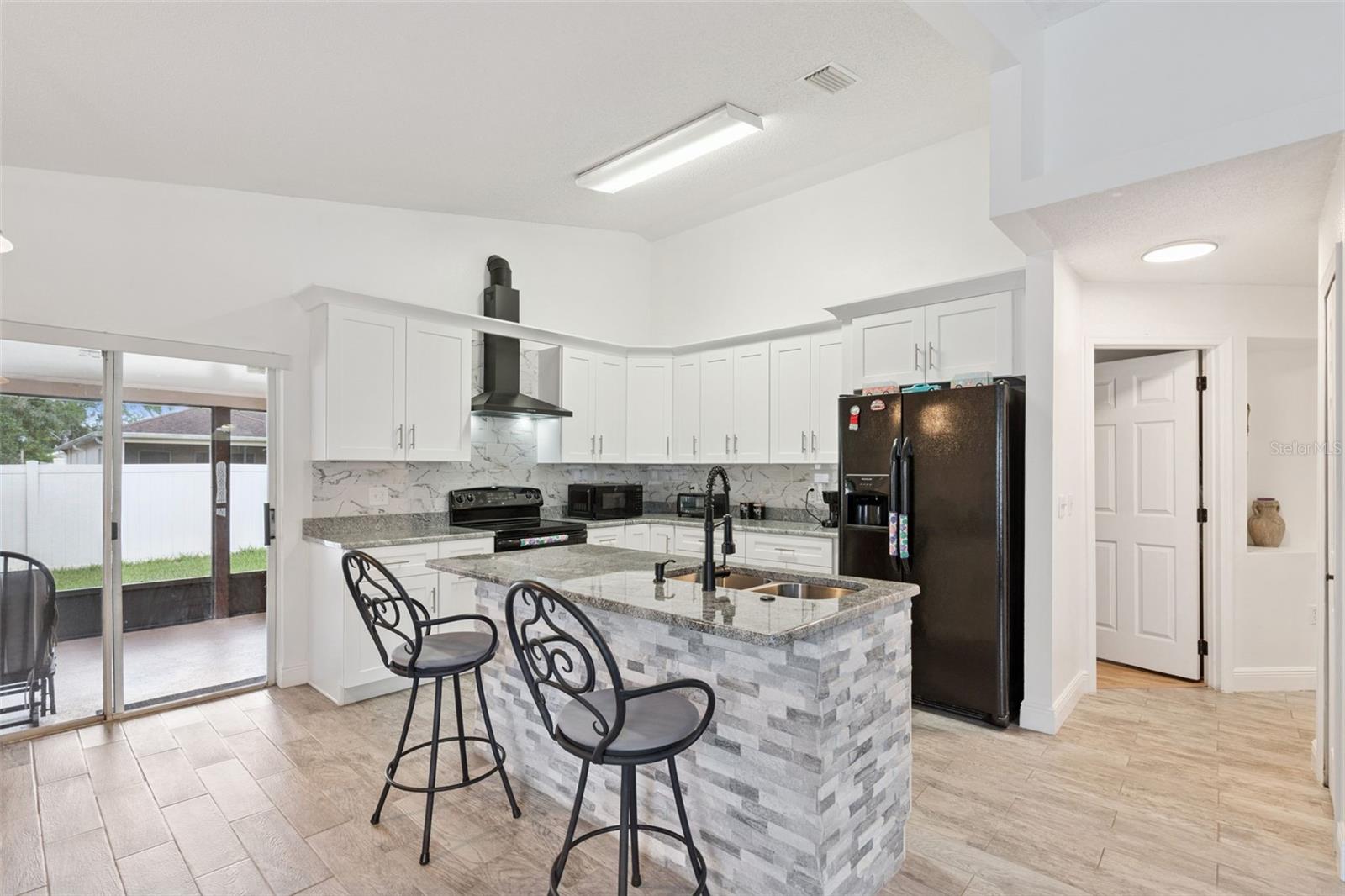 2744 Palm Isle Way, FL