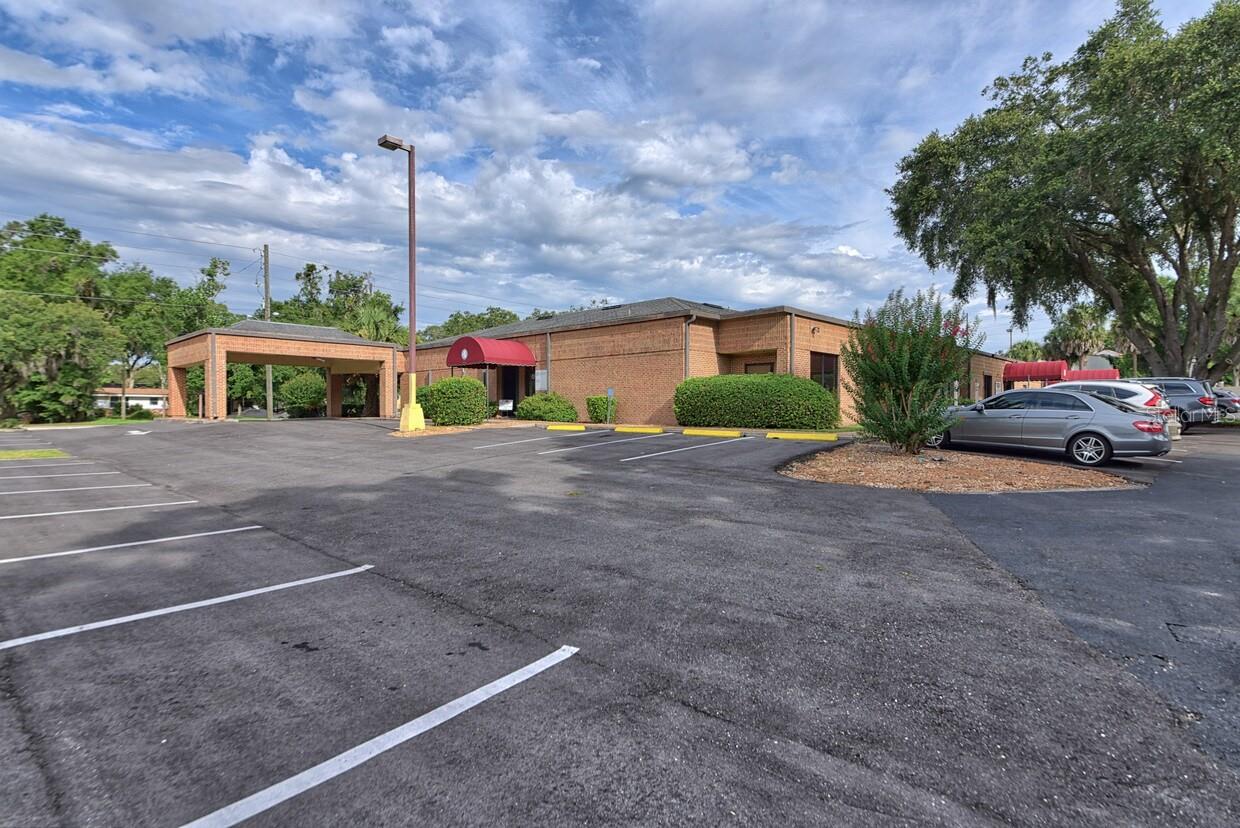 1805 Lake Weir Avenue, FL