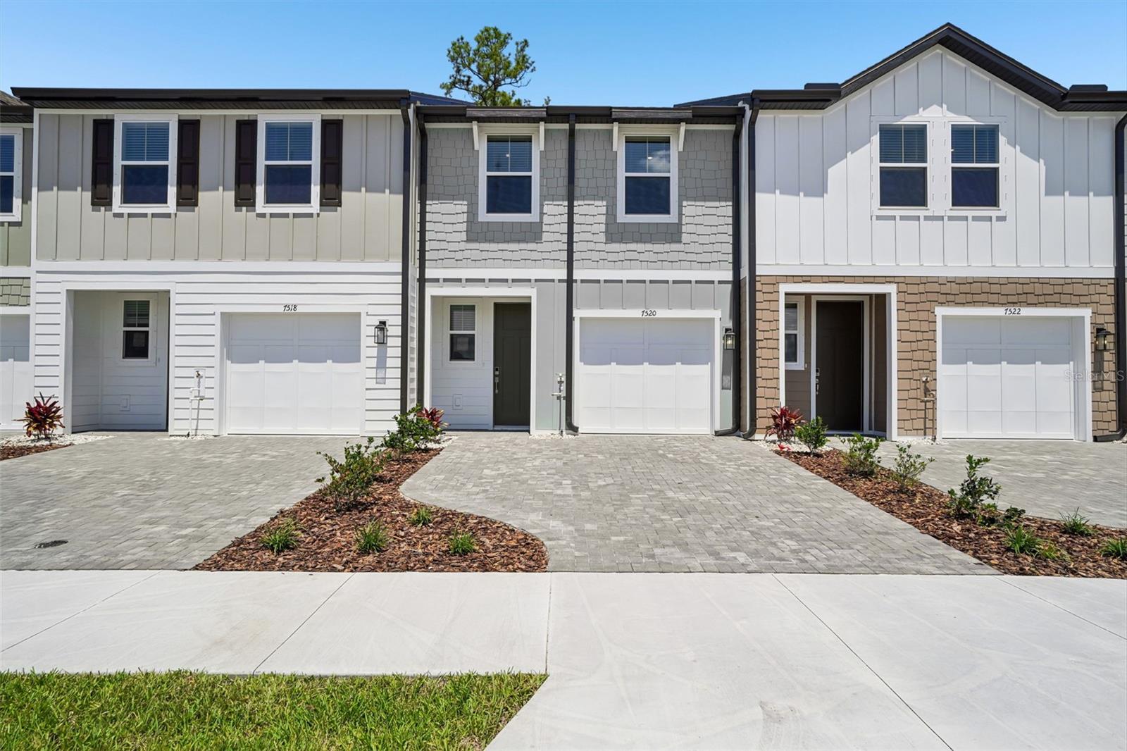 7520 Deer Valley Circle, FL