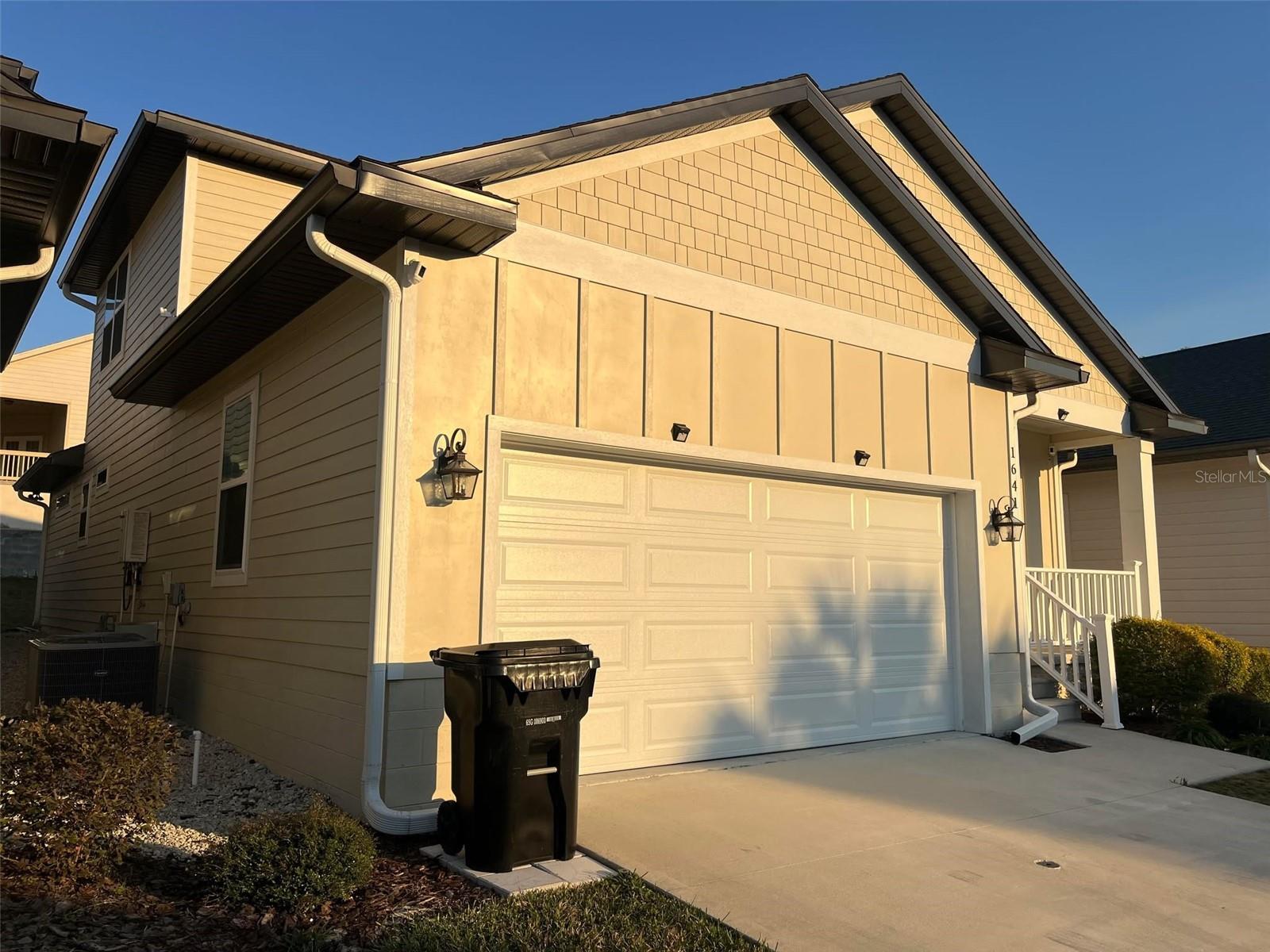 1641 121st Way, FL