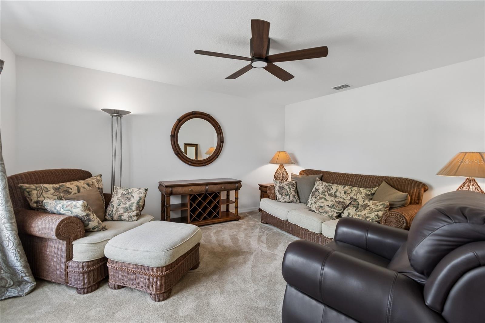 2789 Woodland Creek Loop, FL