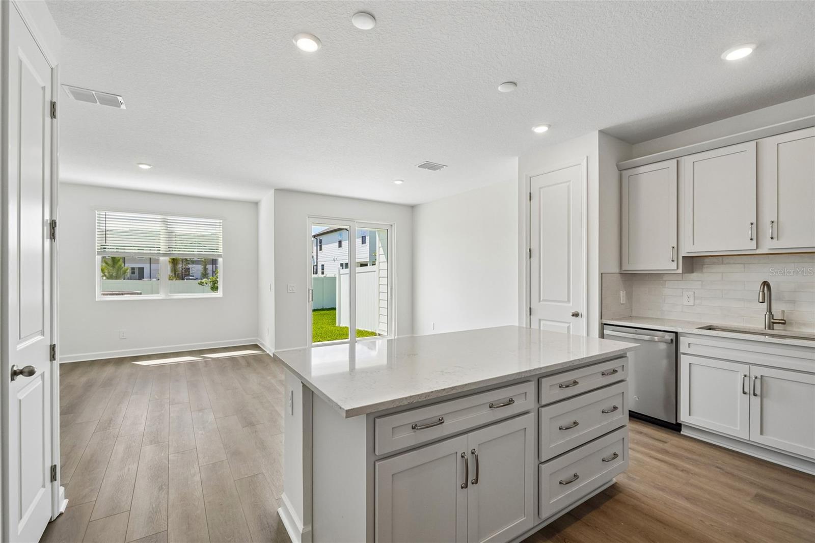 7485 Deer Valley Circle, FL
