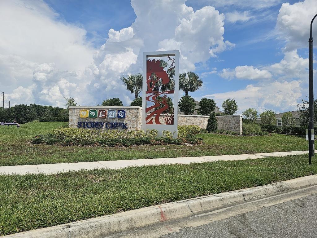 4497 Bluff Oak Loop, FL