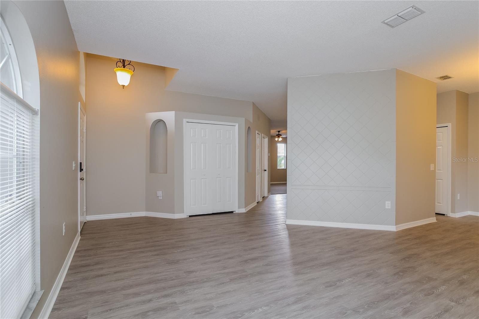 421 Peppermill Circle, FL
