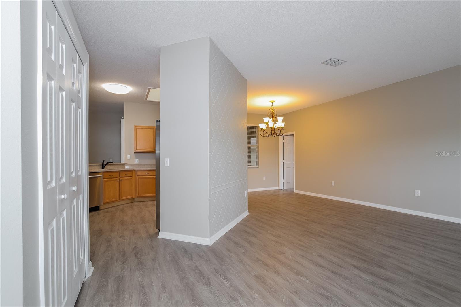 421 Peppermill Circle, FL