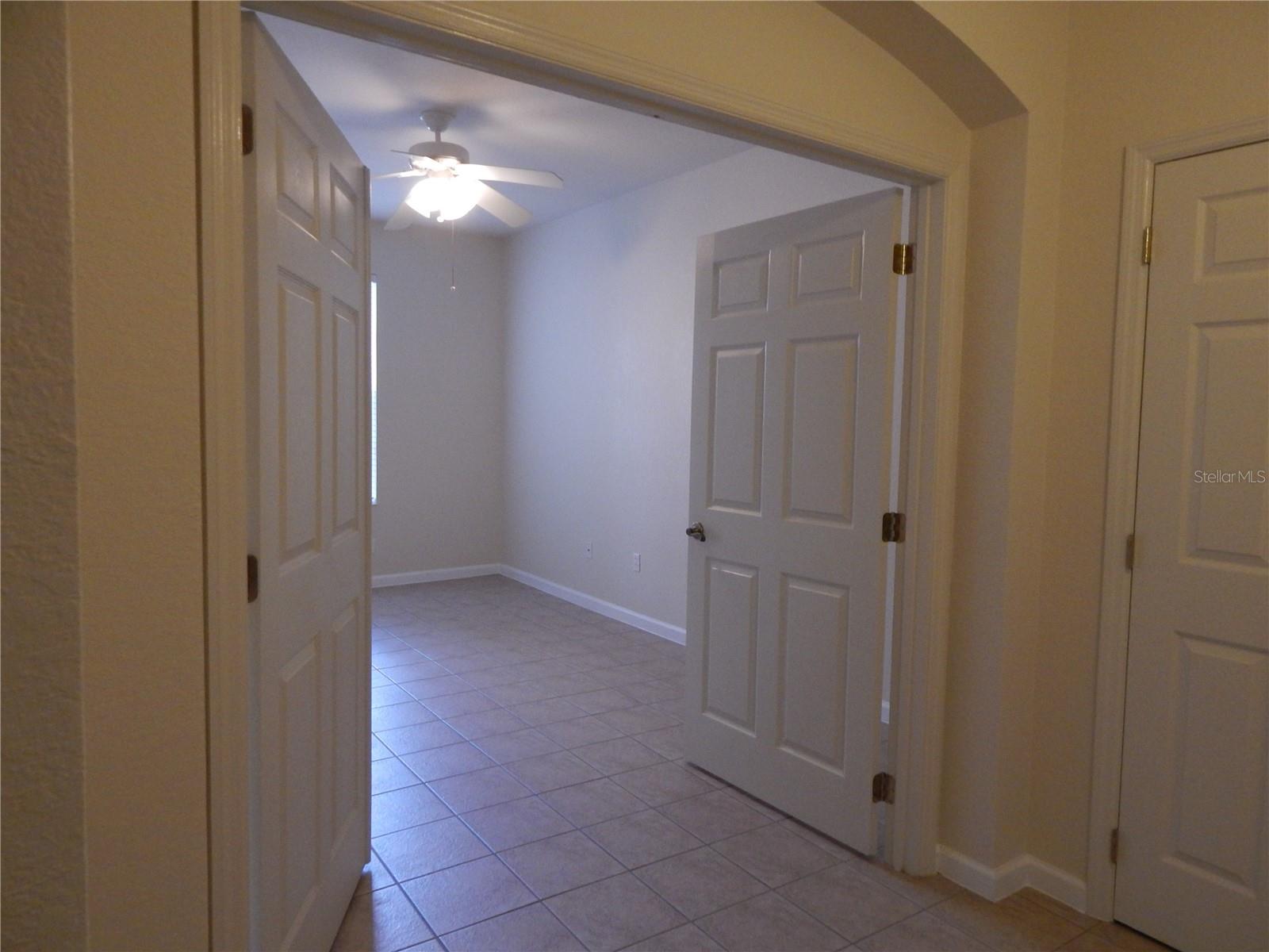 3300 Whitestone Circle, FL