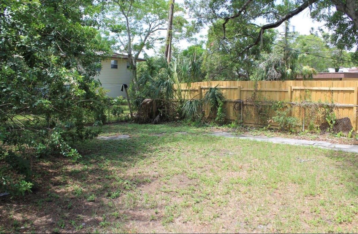 2935 Dr Martin Luther King Jr Street, FL